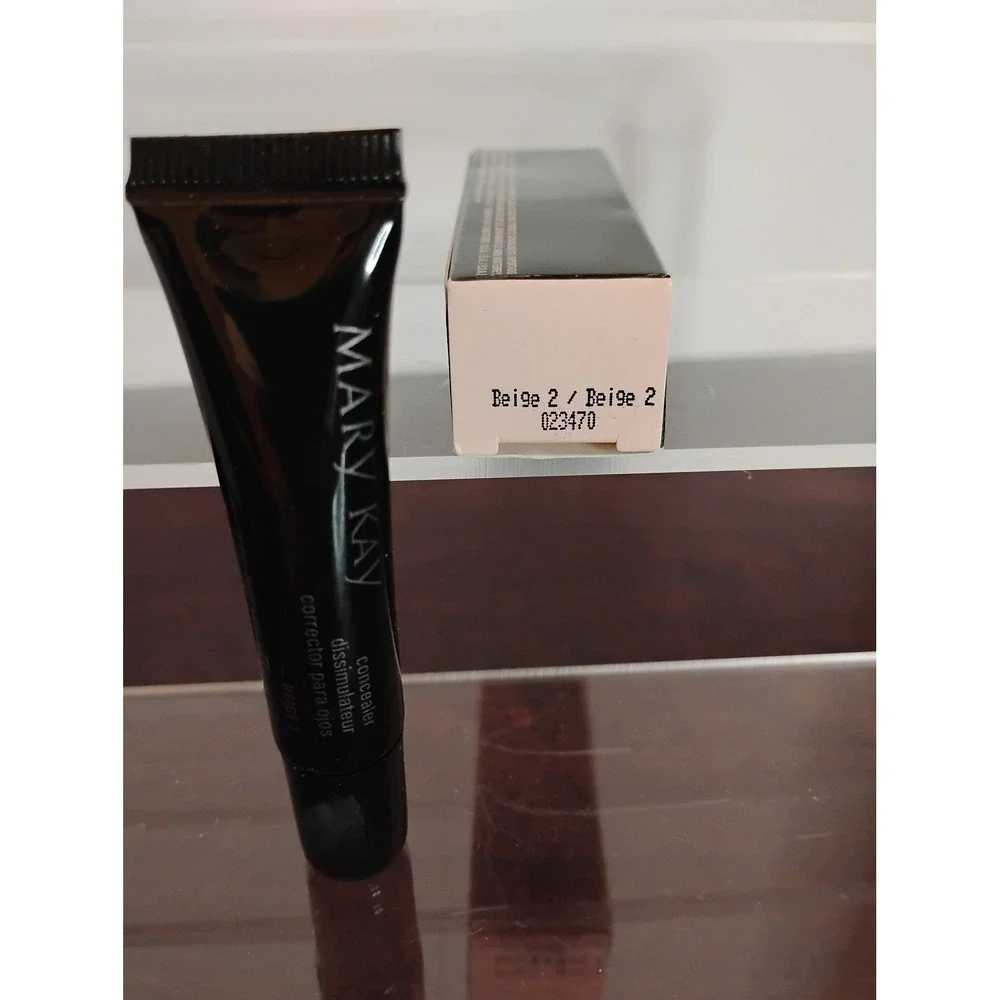Mary Kay Concealer Beige 2 Liquid Makeup 0.3 oz 8.5g New in Box 023470